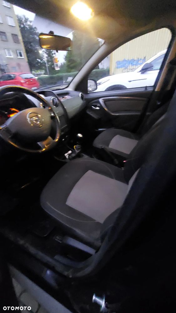 Dacia Duster 1.2 TCe Laureate S&S EU6 - 17