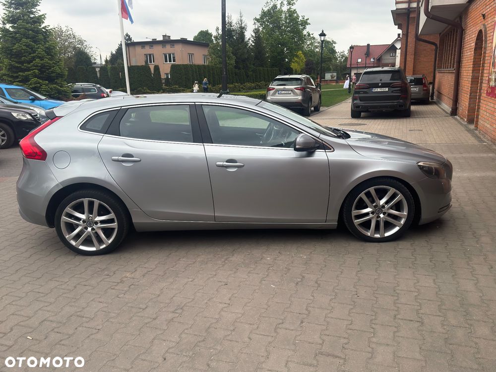 Volvo V40 D2 Drive-E Summum - 4
