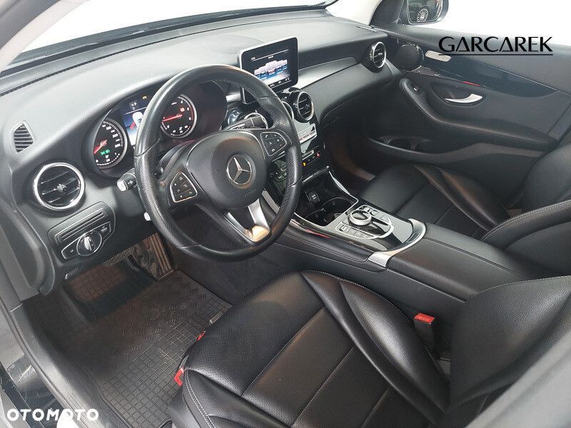 Mercedes-Benz GLC 220 d 4-Matic - 23