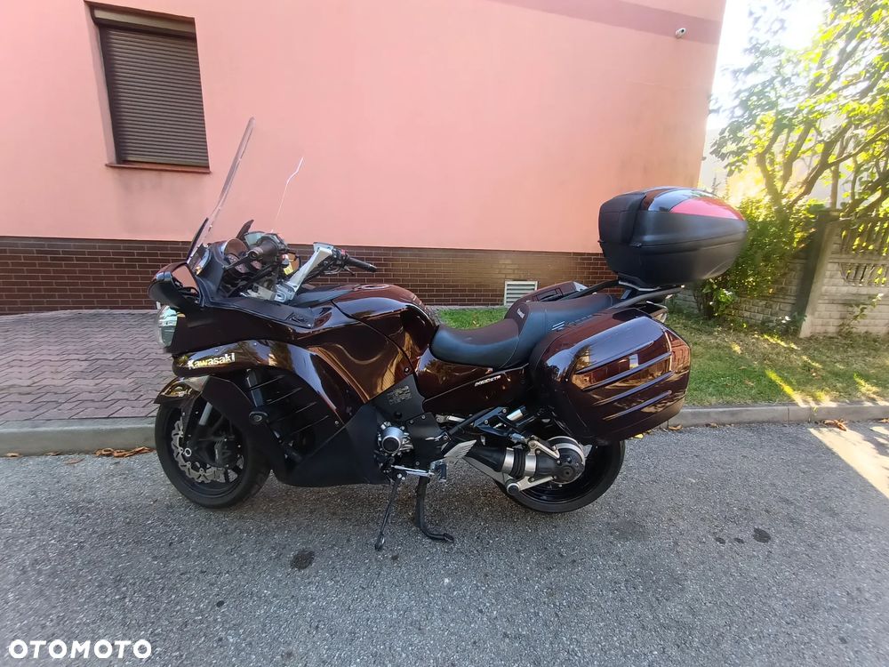 Kawasaki GTR