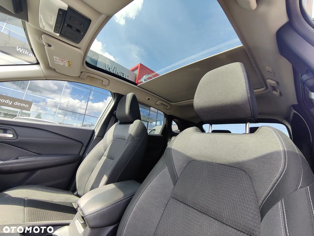 Nissan Qashqai 1.3 DIG-T mHEV N-Connecta Xtronic - 17
