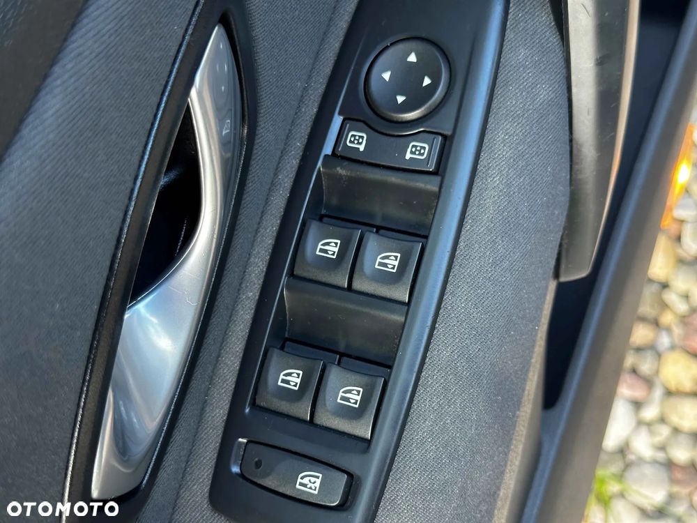 Renault Megane 1.6 16V 110 Dynamique - 19