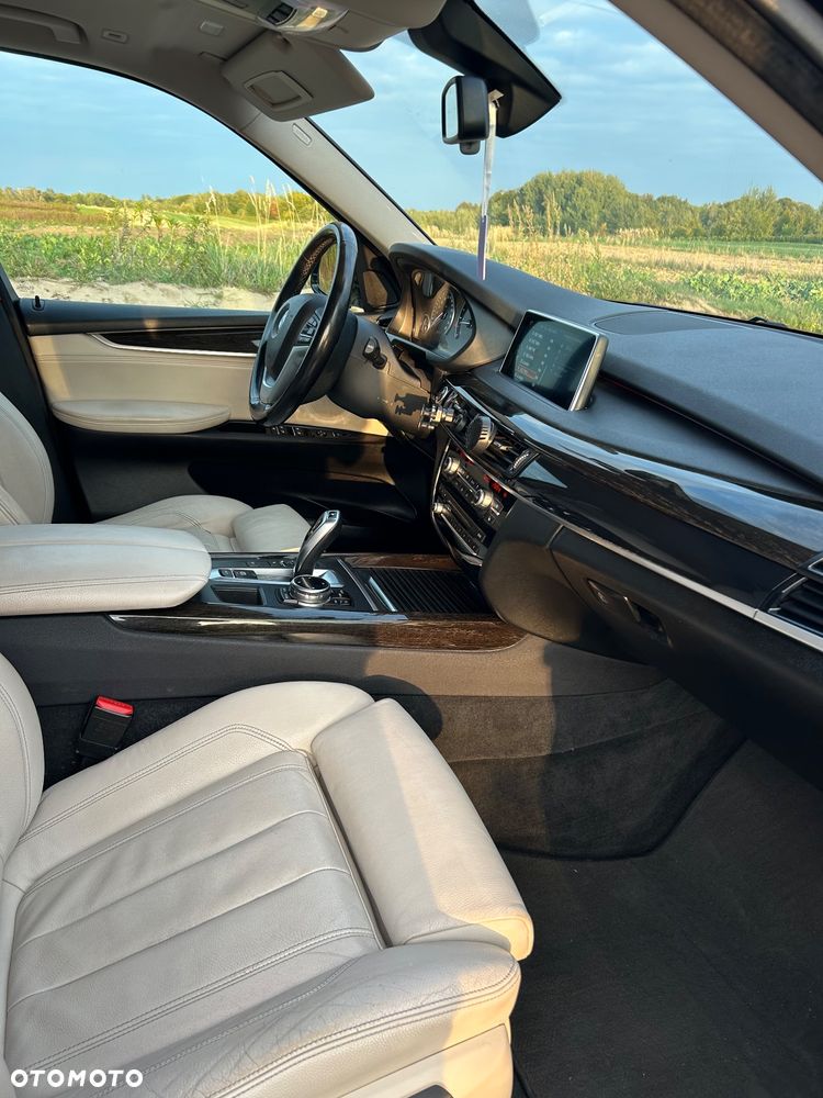 BMW X5 xDrive30d - 24
