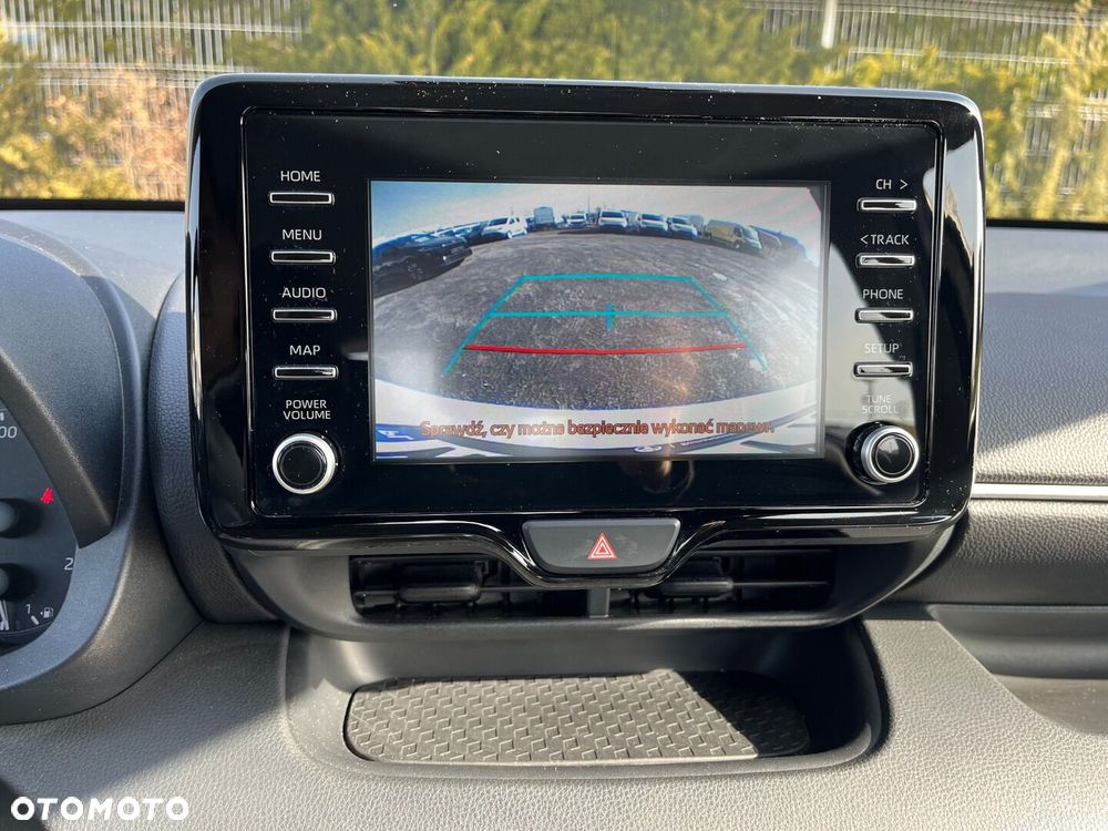 Toyota Yaris 1.5 Comfort CVT - 23