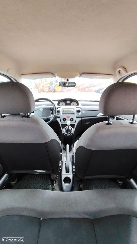 Lancia Ypsilon - 11