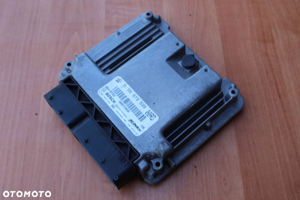 STEROWNIK KOMPUTER SILNIKA OPEL INSIGNIA 2.0 CDTI  55573539 0281015774 - 6