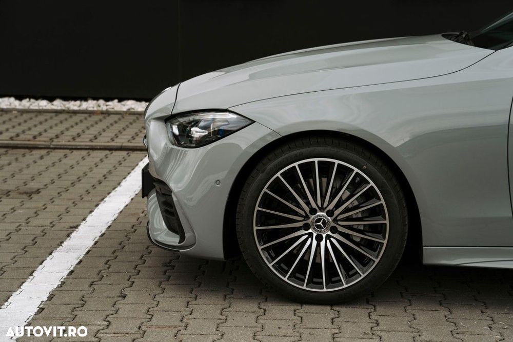 Mercedes-Benz C - 26