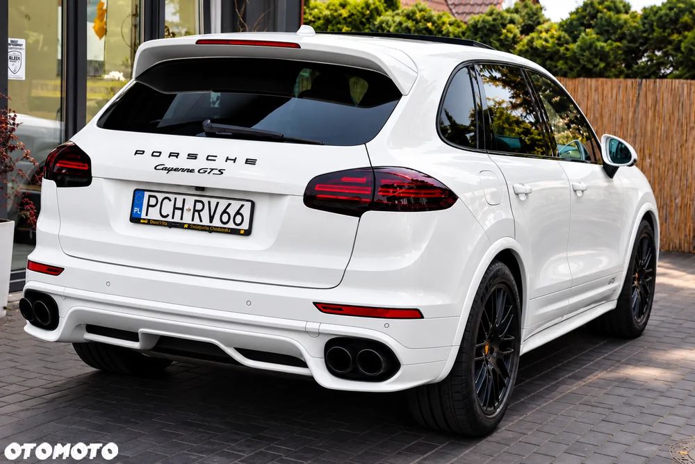 Porsche Cayenne - 5