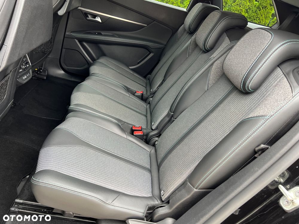 Peugeot 5008 BlueHDi 130 EAT8 Allure - 21
