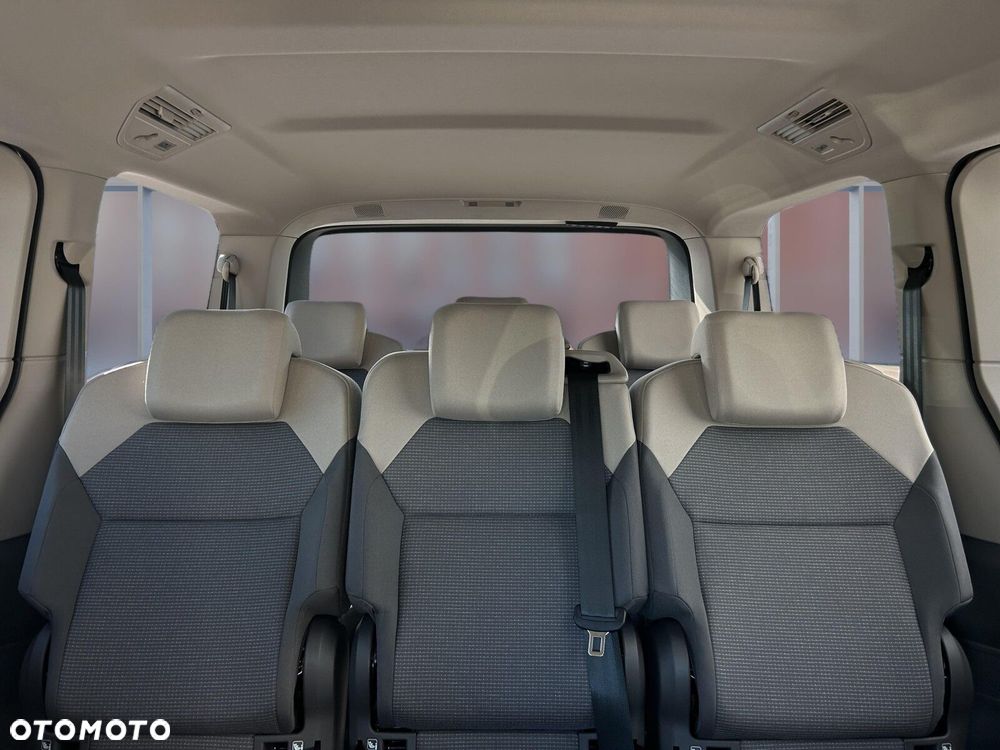 Volkswagen Multivan 2.0 TDI L2 Family DSG - 17