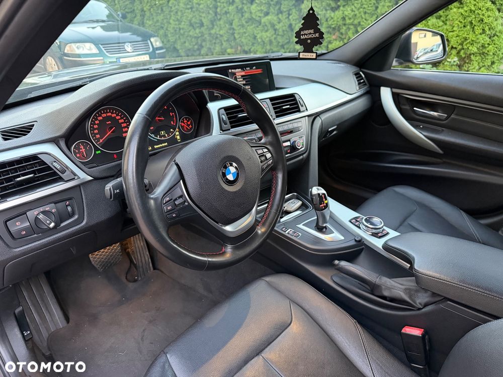 BMW Seria 3 320d Efficient Dynamic Edition Modern Line - 23