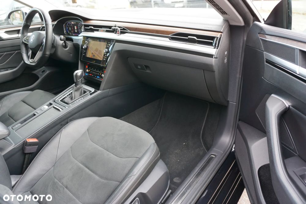 Volkswagen Arteon 2.0 TDI SCR DSG - 17