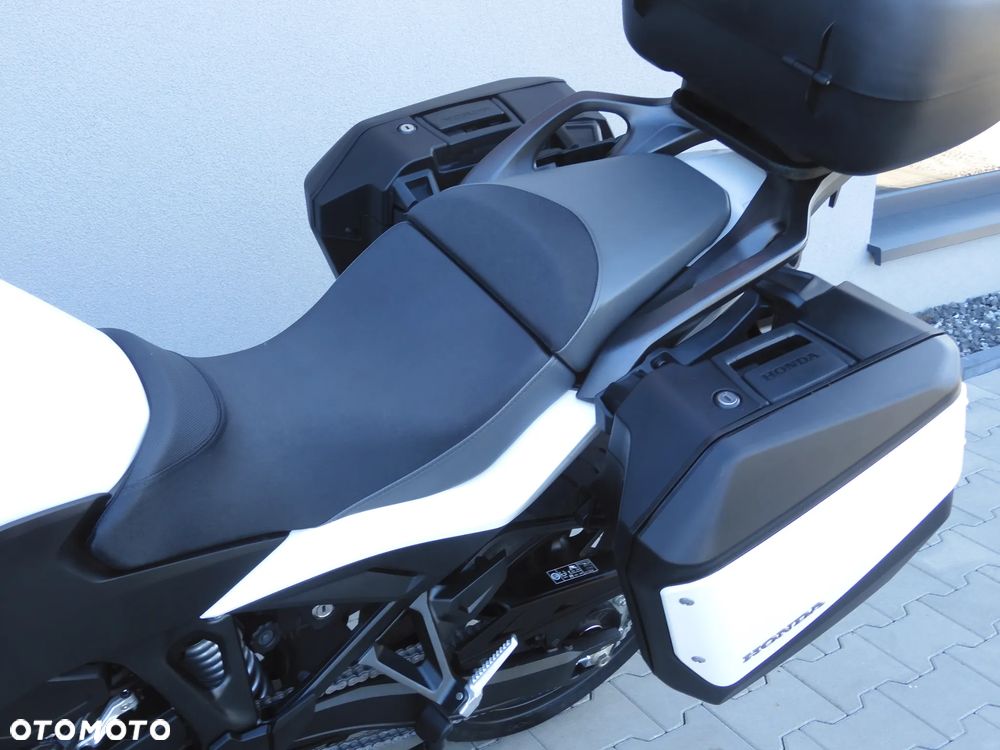 Honda NT - 27