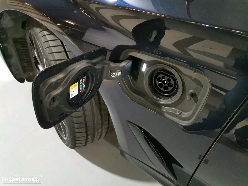 BMW 545 e xDrive - 10