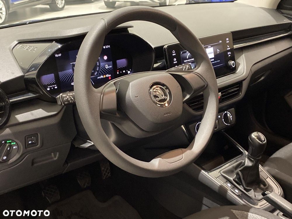 Skoda Fabia 1.0 Essence - 19