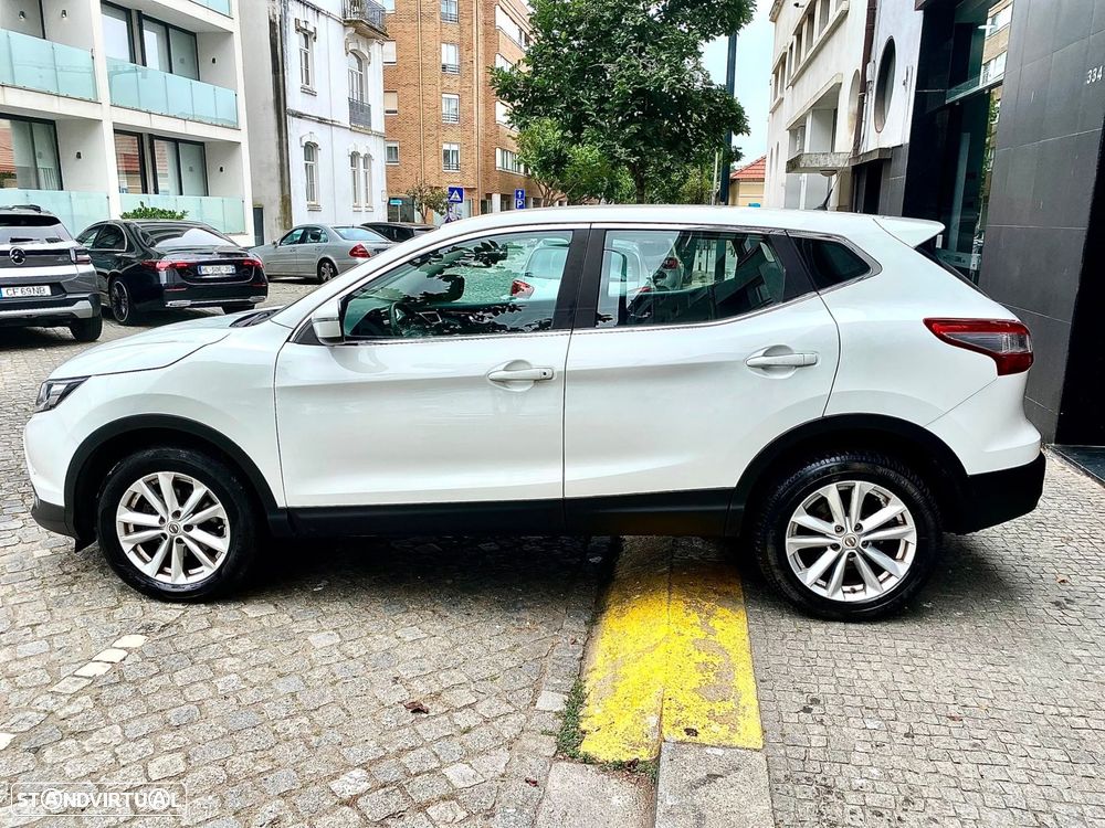 Nissan Qashqai 1.6 dCi Acenta 4x4i — fotografia 9