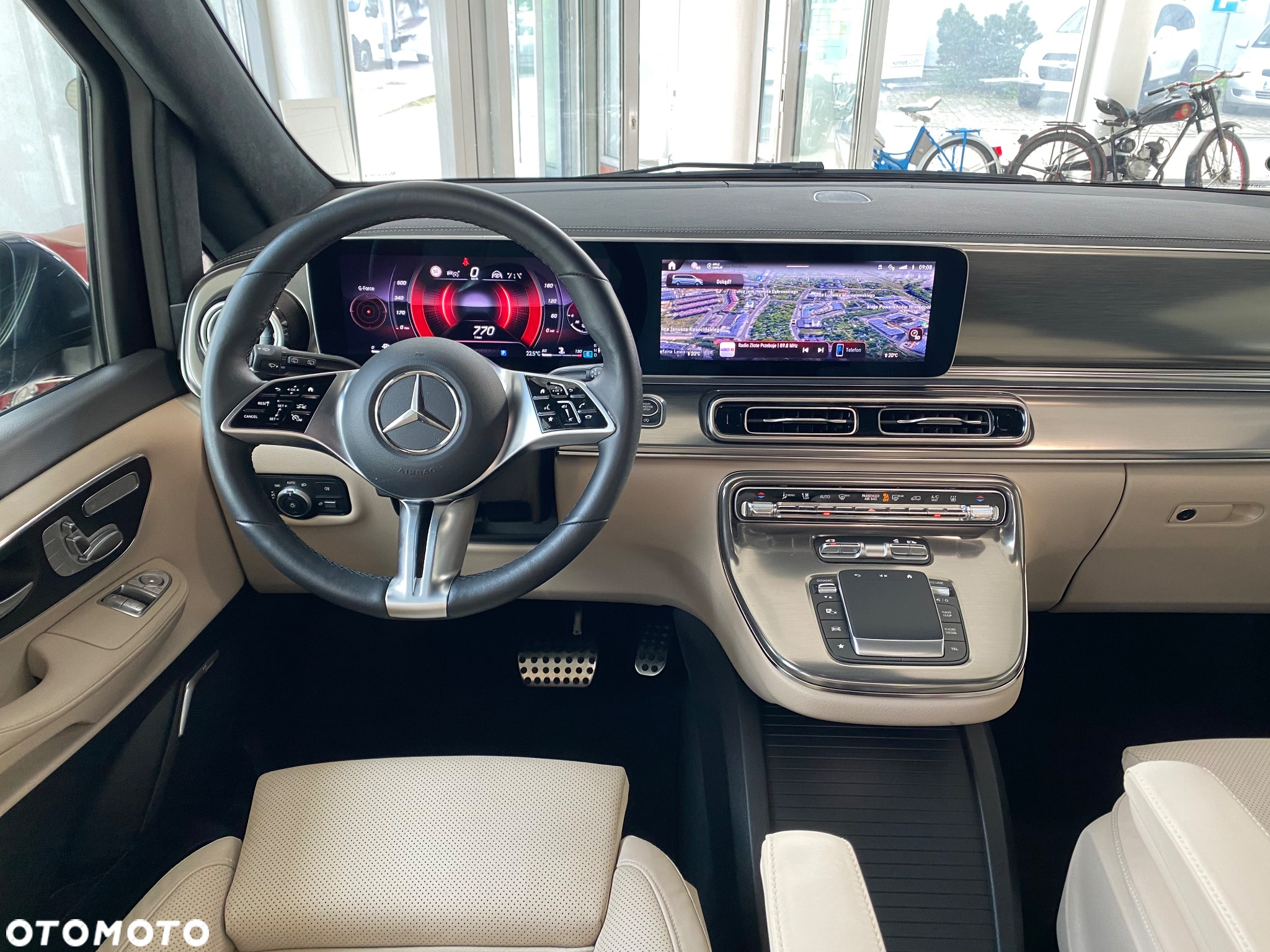 Mercedes-Benz Klasa V 300 d 4-Matic 9G-Tronic Exclusive (d³ugi) - 32