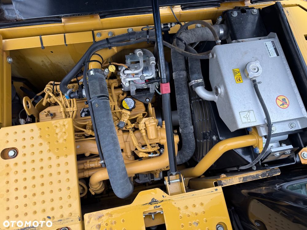 Caterpillar 311 FL RR - 24