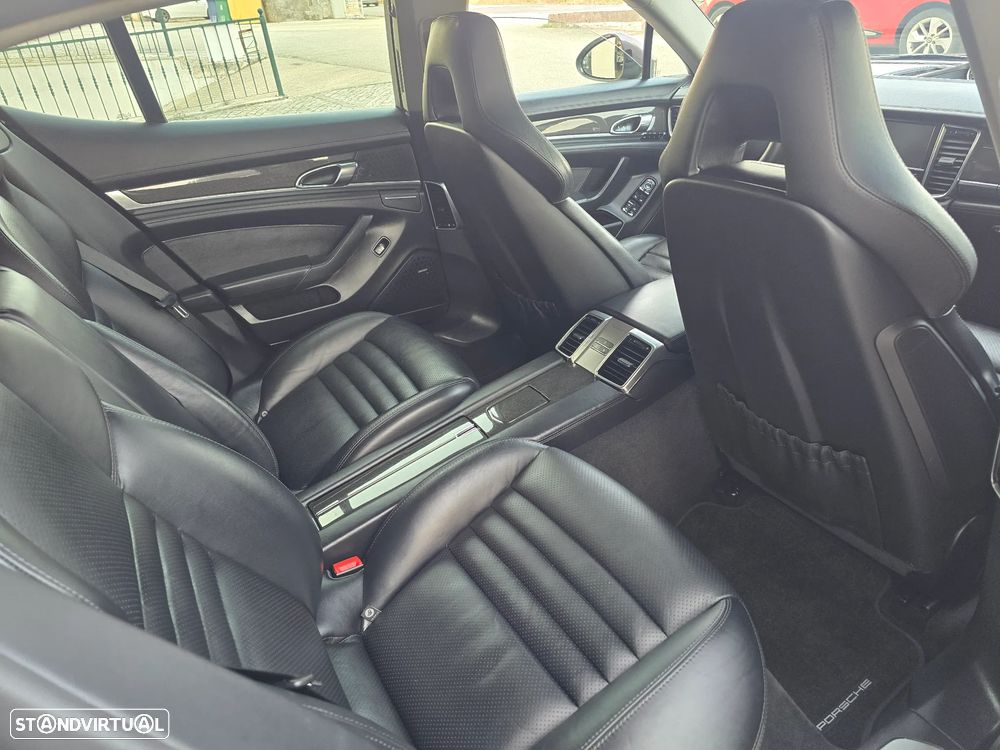 Porsche Panamera S Hybrid - 30