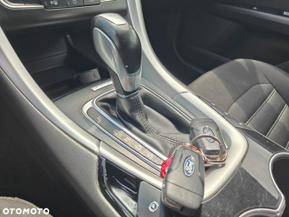 Ford Mondeo - 14