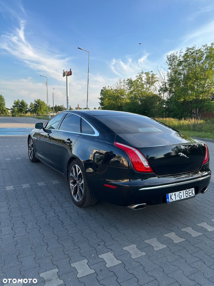 Jaguar XJ 5.0 V8 LWB Portfolio - 6