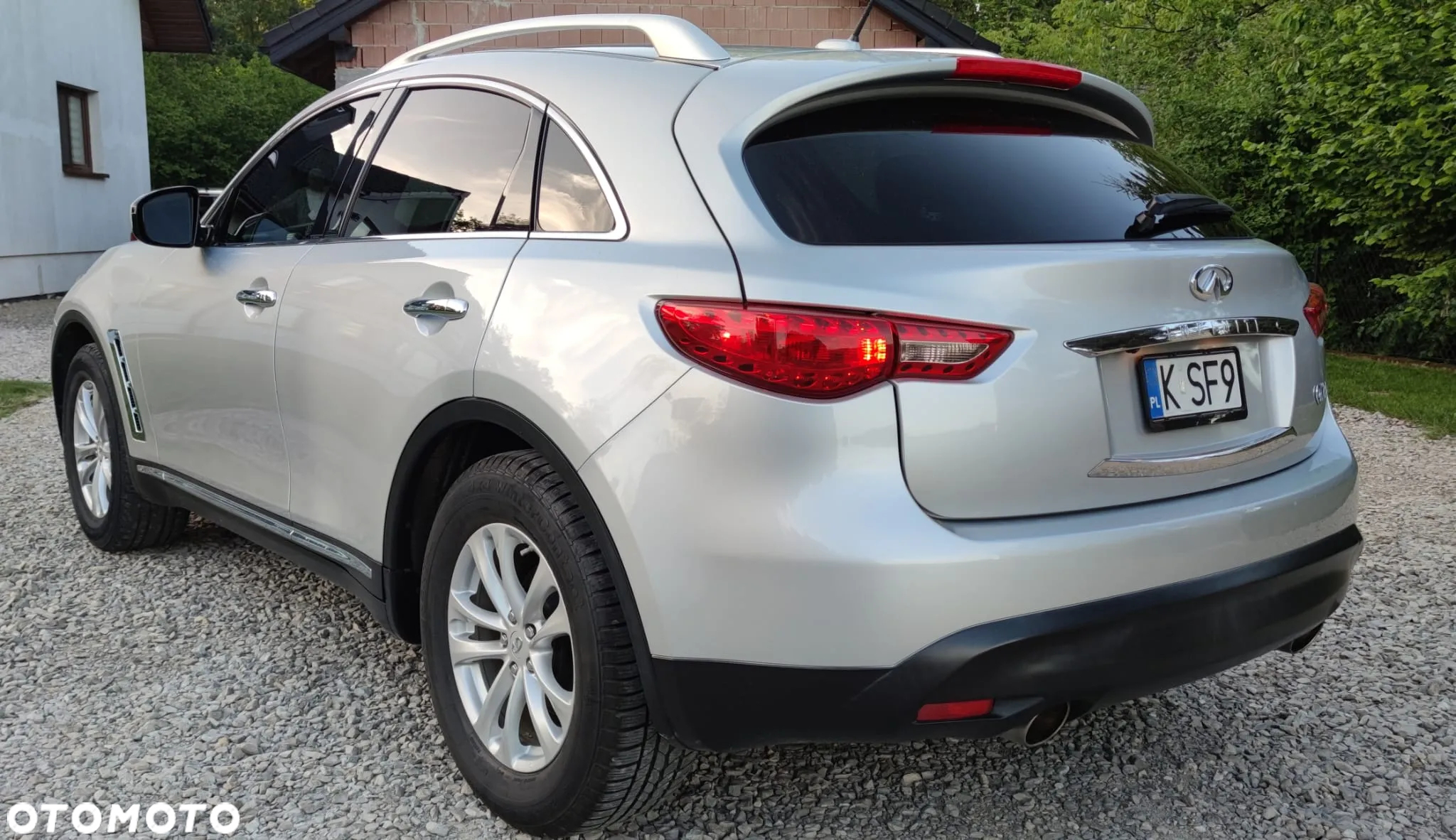 Infiniti QX70 3.7 GT - 5