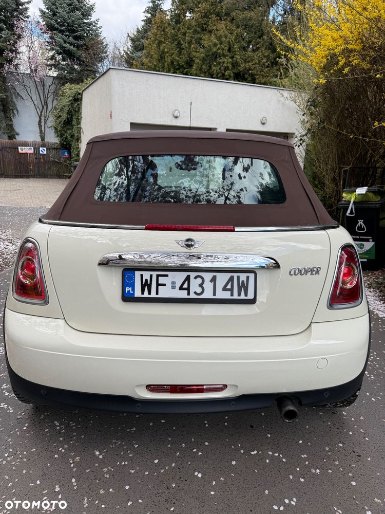 MINI Cooper Standard - 25