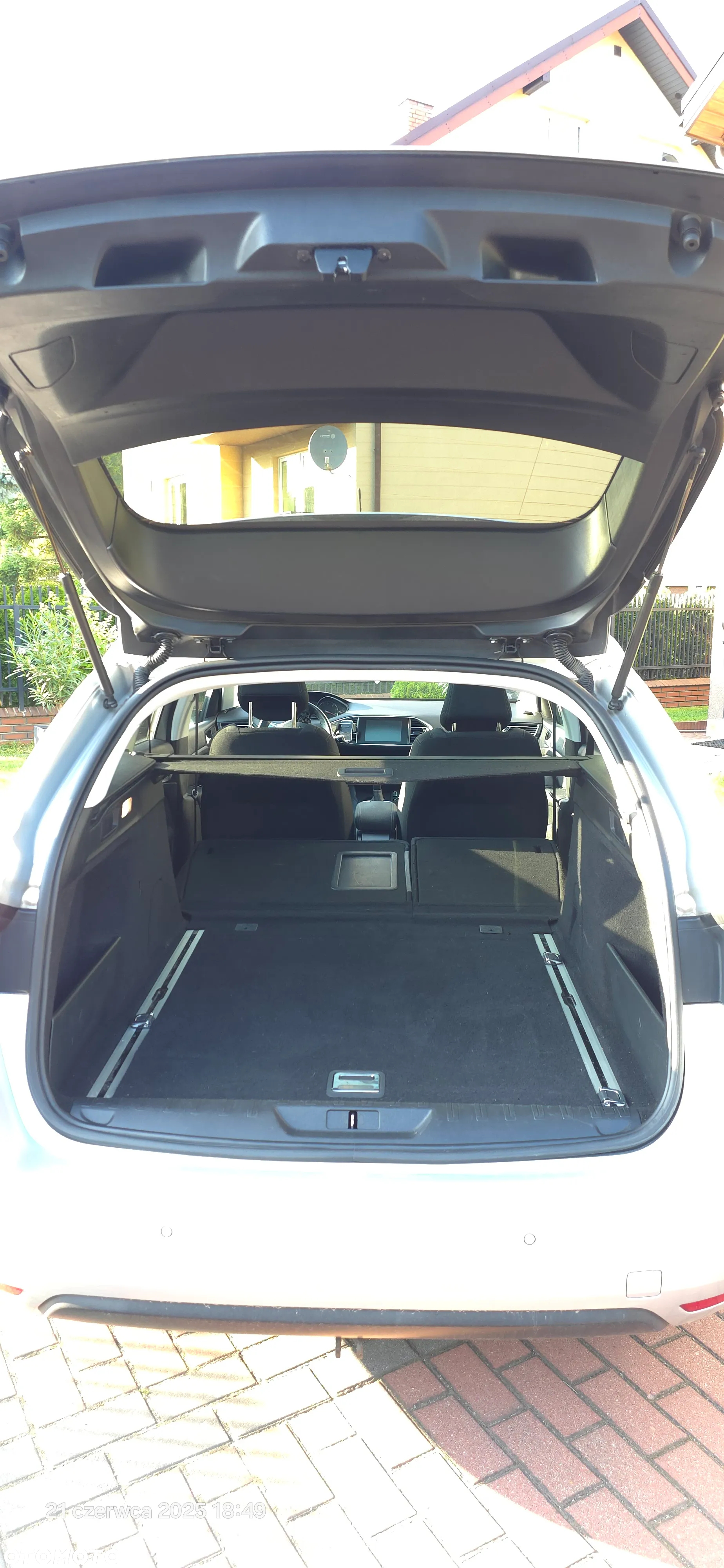 Peugeot 308 SW BlueHDi 150 Automatik Stop & Start Allure - 9