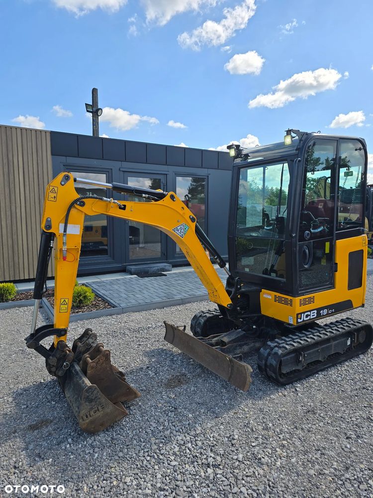JCB