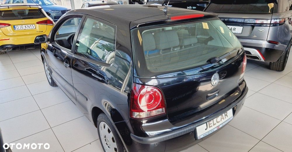 Volkswagen Polo - 8