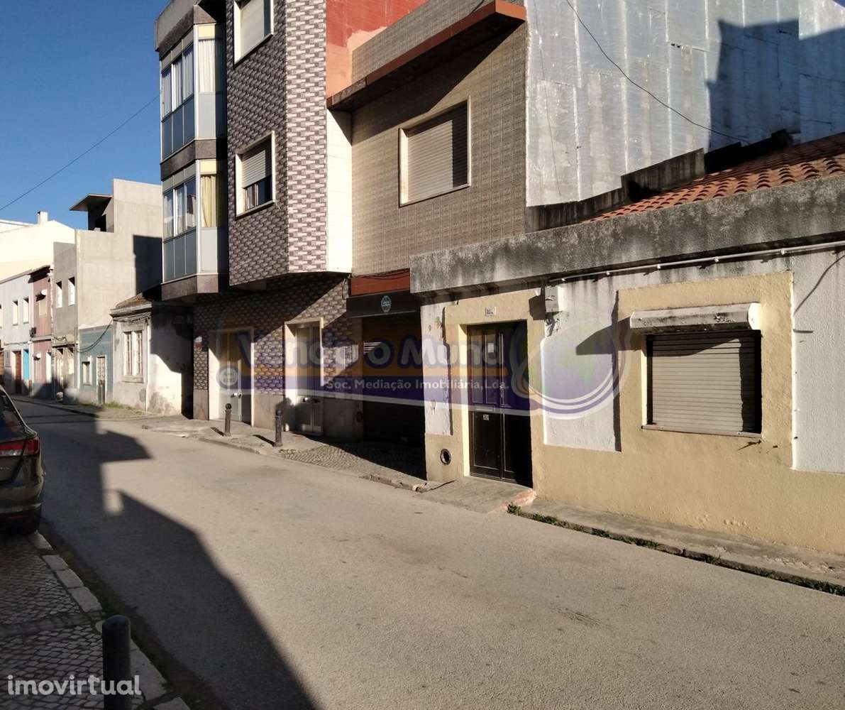 Moradia T2+1 em Alhandra (ALH022) - Grande imagem: 2/7