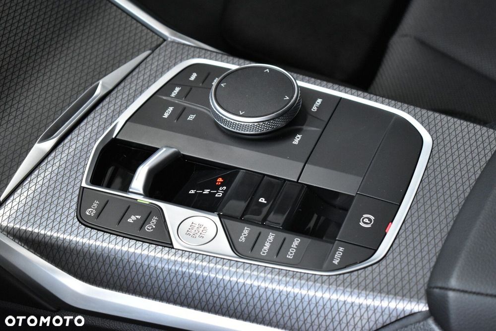 BMW Seria 3 - 22