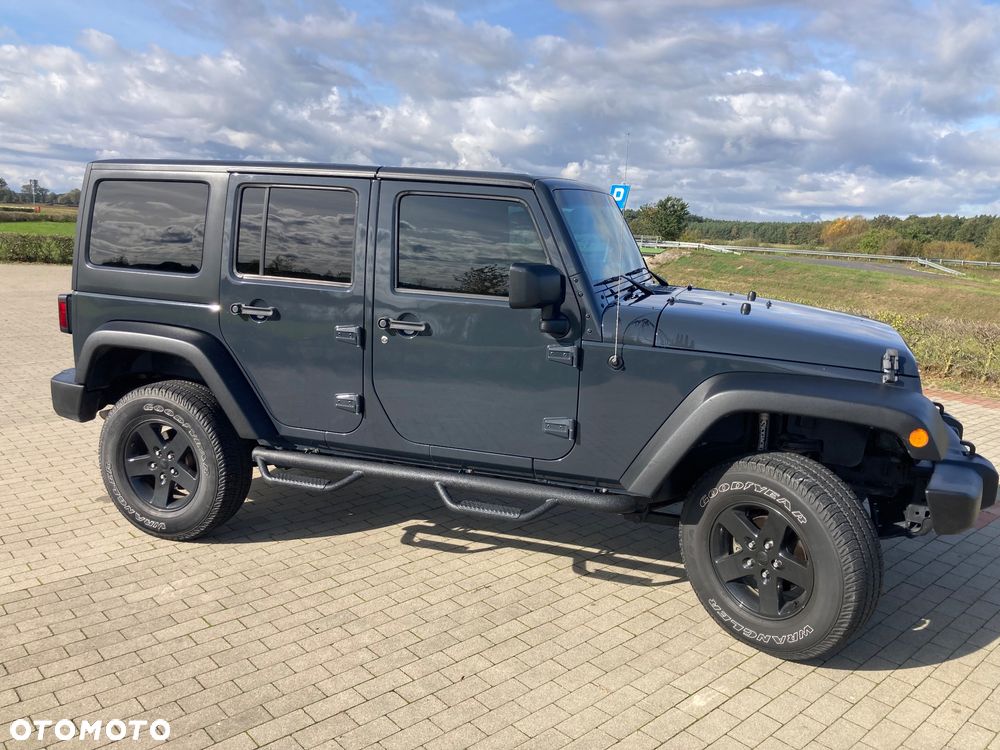 Jeep Wrangler 3.6 Unlim Black Edition II - 4