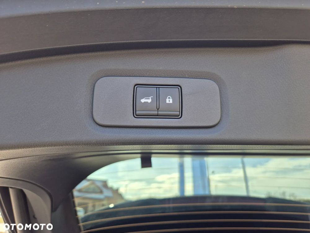 Nissan Qashqai 1.3 DIG-T MHEV Tekna+ Xtronic - 8