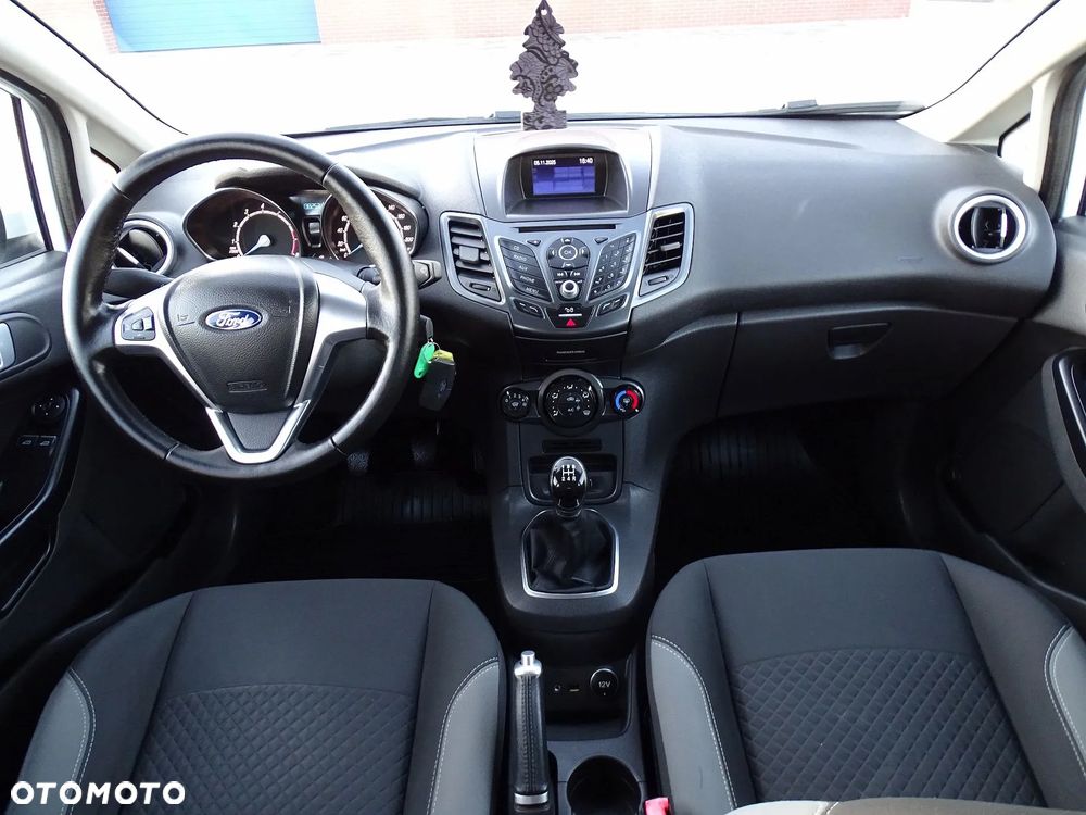 Ford Fiesta 1.25 Gold X - 8