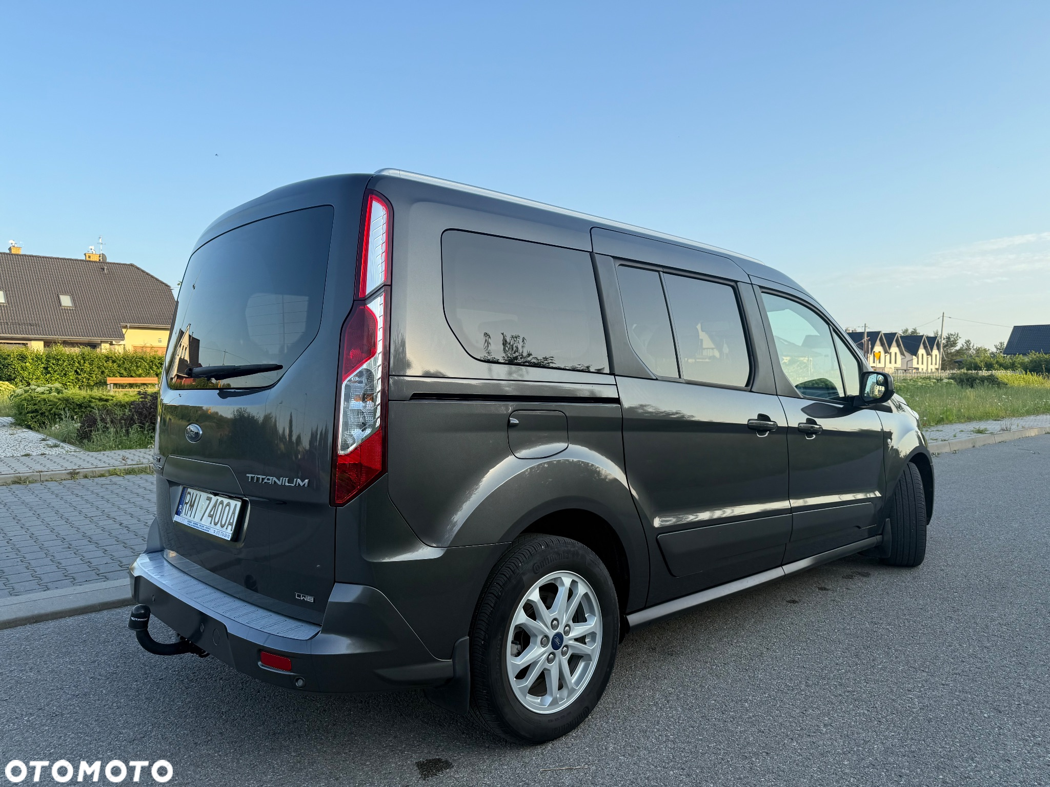 Ford Tourneo Connect Grand - 8