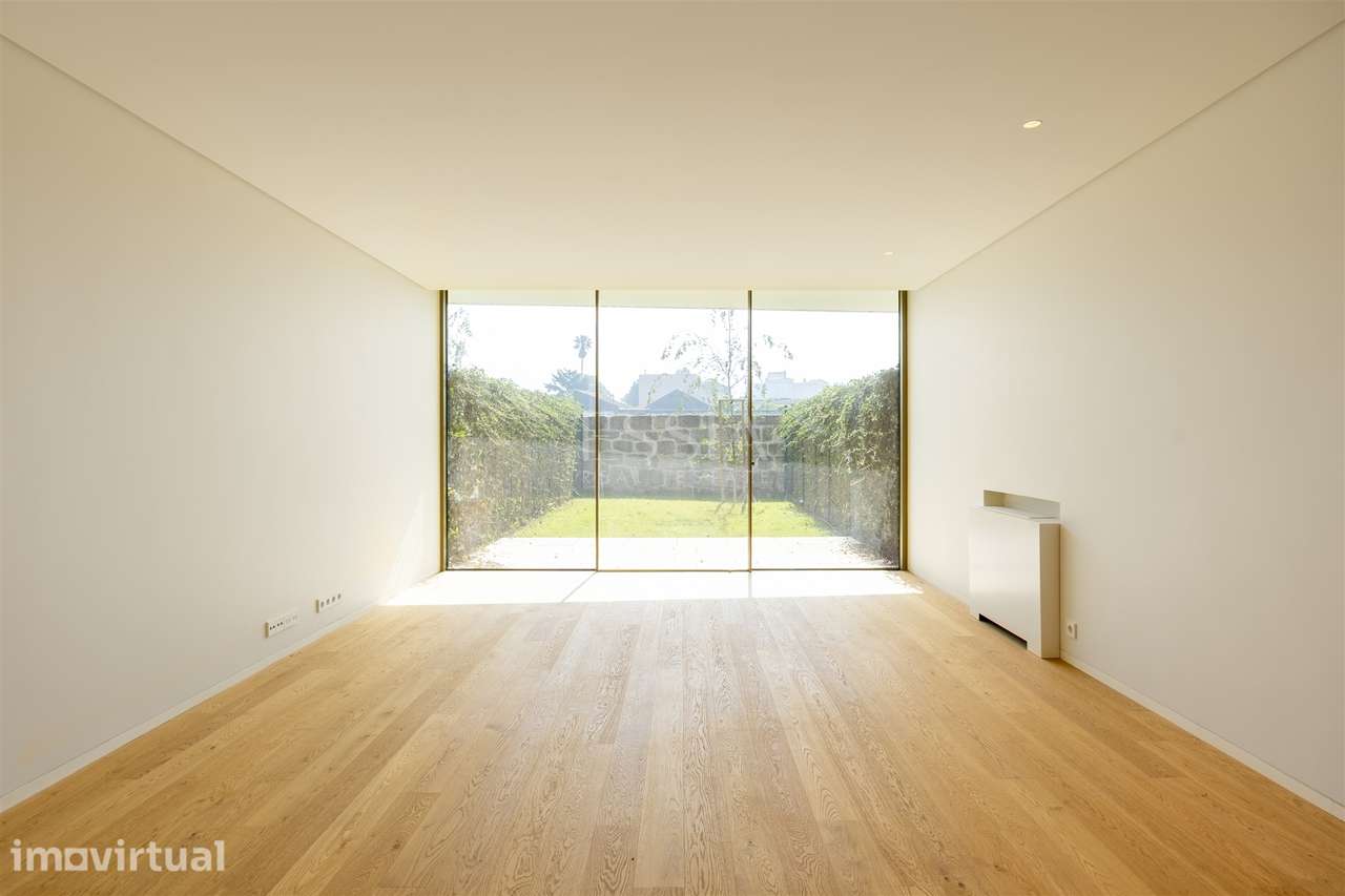 T2 Duplex com Jardim em Nevogilde | T2 Condomínio com Piscina Foz - Grande imagem: 4/52