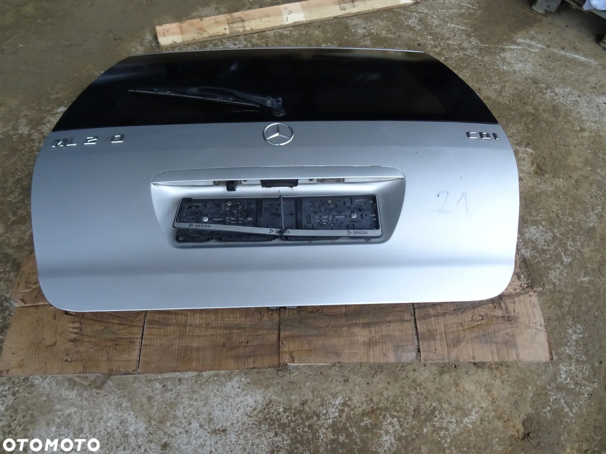 Klapa Bagażnika Mercedes ML W163 2000 744 (Goła) - 1