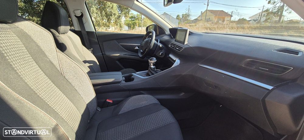 Peugeot 3008 1.5 BlueHDi Allure - 9