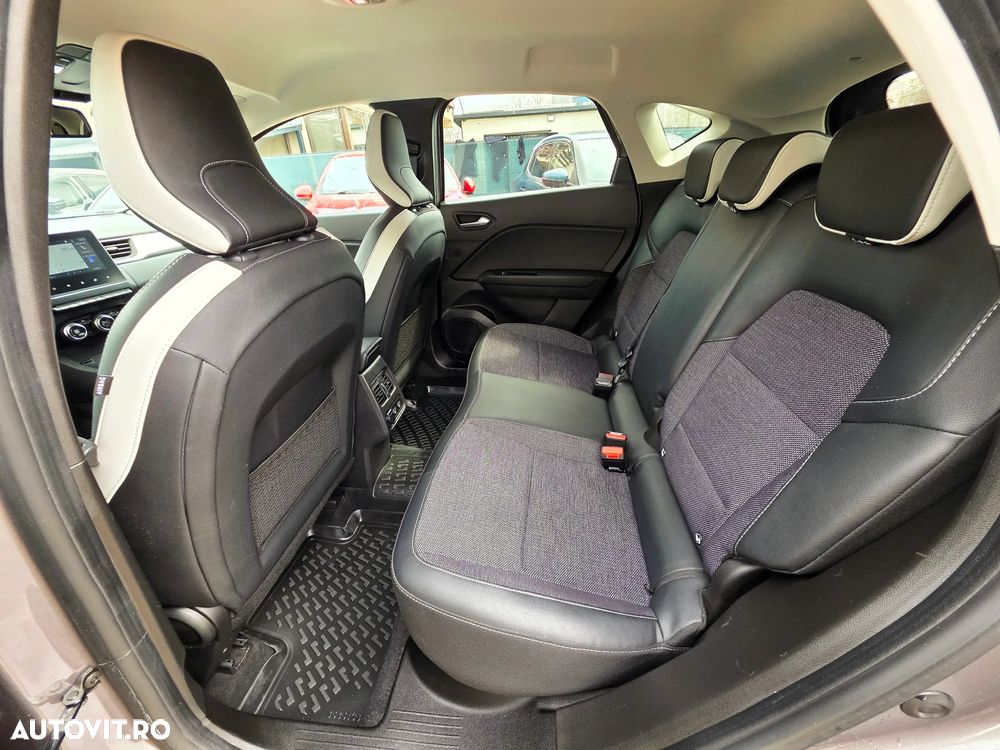 Renault Captur E-TECH Full 145 Techno - 17