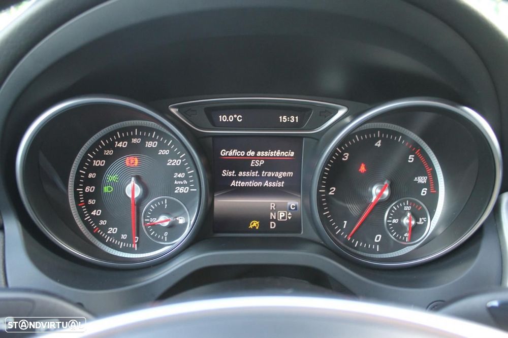 Mercedes-Benz CLA 200 d Shooting Brake AMG Line Aut. - 26