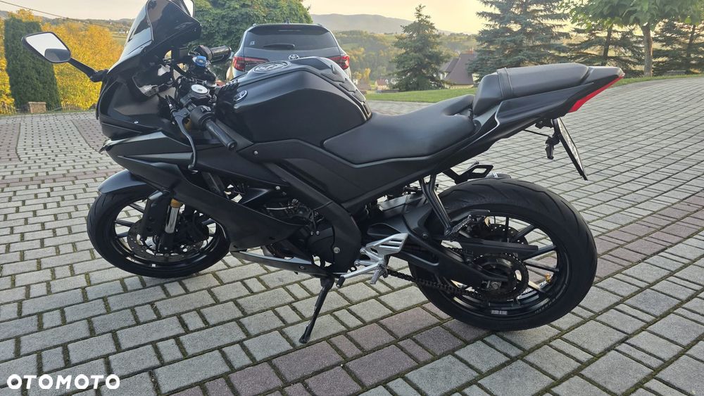 Yamaha YZF - 2