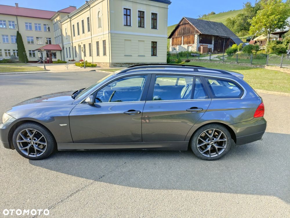 BMW Seria 3 325xi - 8