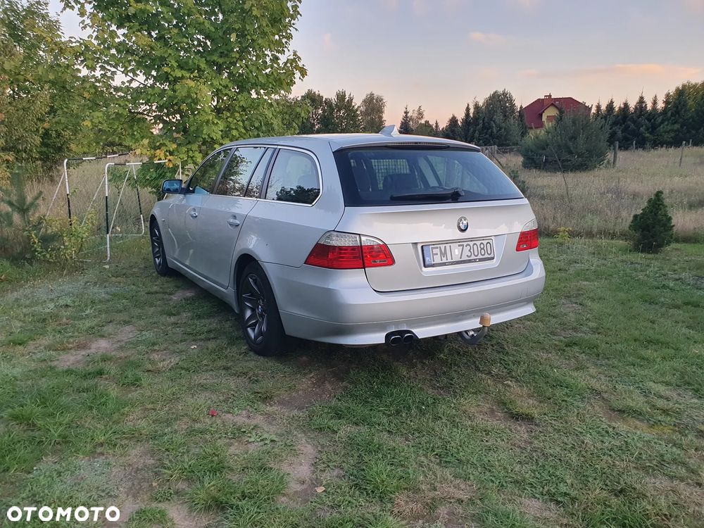 BMW Seria 5 525d Edition Lifestyle - 17