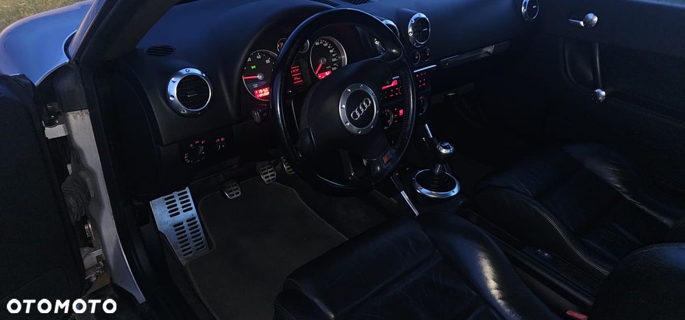 Audi TT Coupé 1.8T - 5