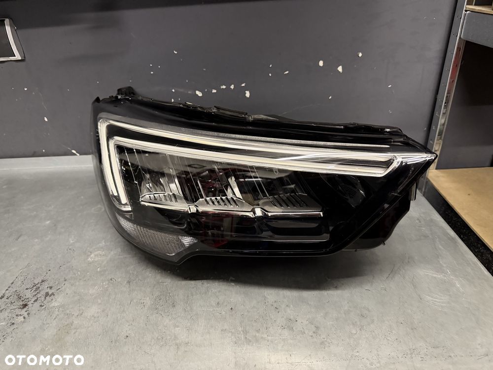 Lampa prawa przód Opel Crossland X Full Led lift 20r.- Europa oryginał - 1