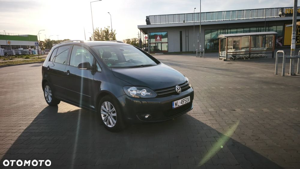 Volkswagen Golf Plus 1.6 TDI DPF BlueMotion Technology Comfortline - 10