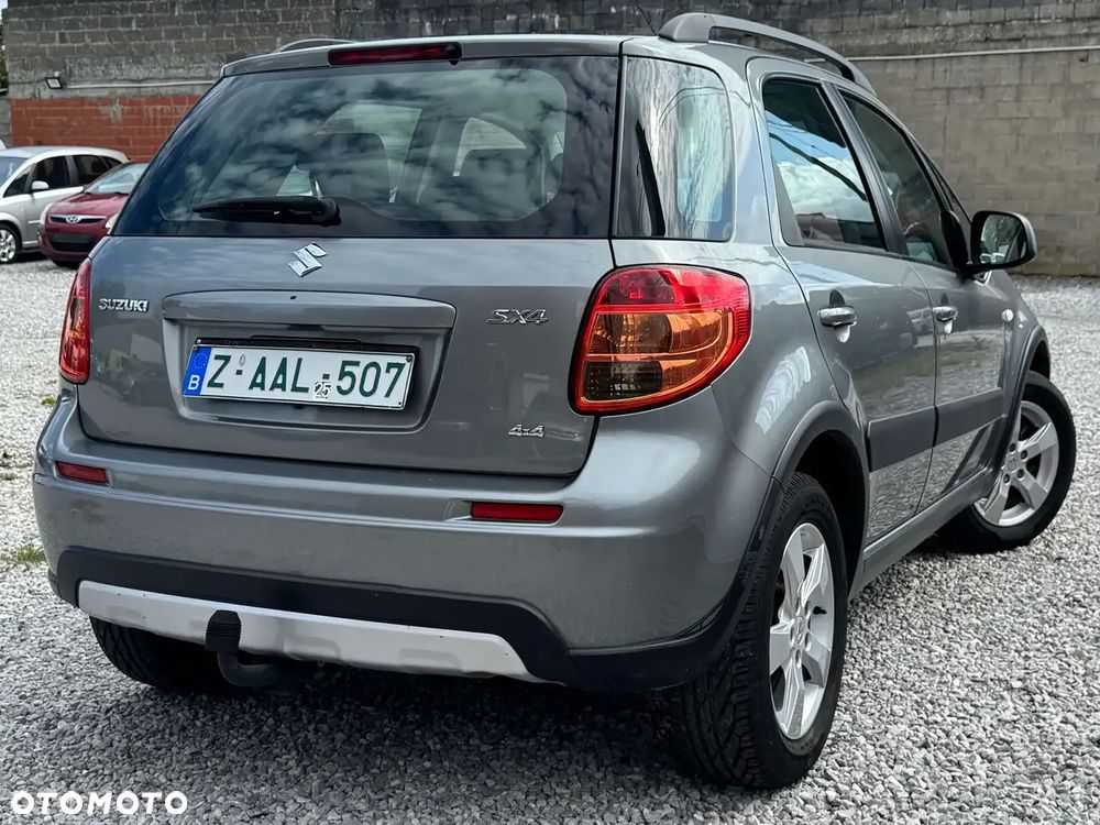 Suzuki SX4 1.6 VVT 4x4 Style - 4