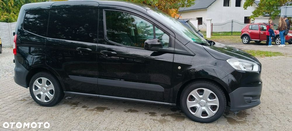 Ford Transit Courier - 7