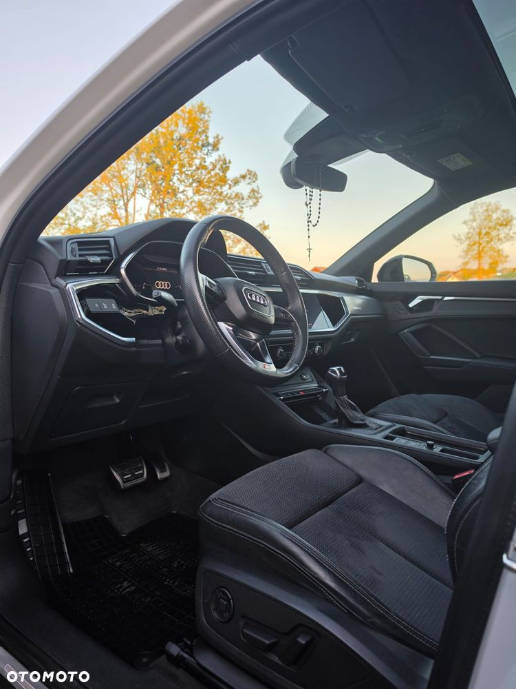 Audi Q3 - 11